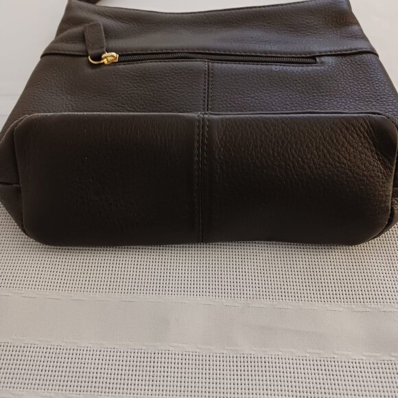 Stone Mountain Dark Brown Leather Purse - Picture 5 of 10